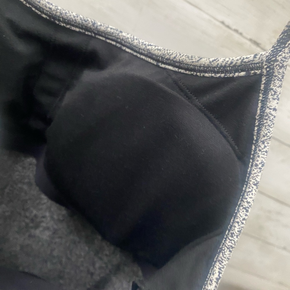 Lululemon Power Y Textured Tank‎ Top - Picture 6 of 6